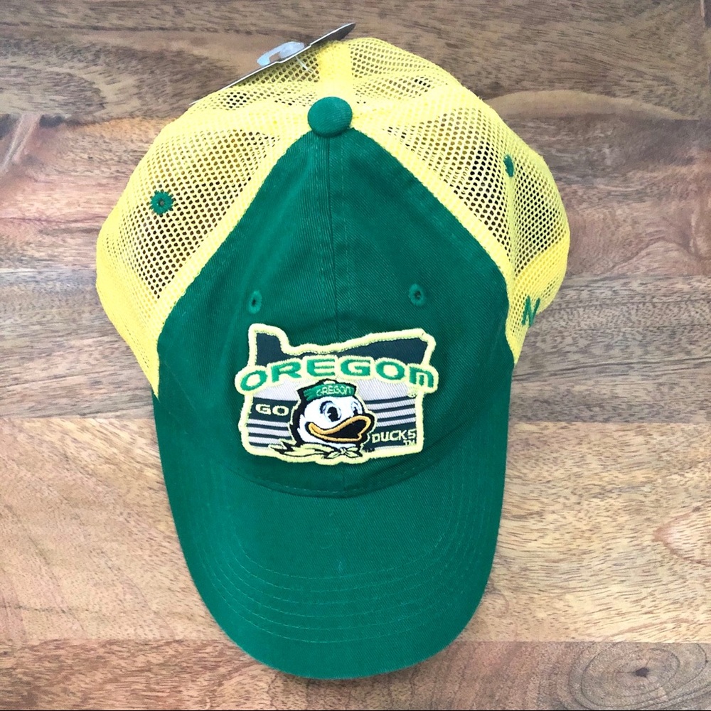 University of Oregon hat
